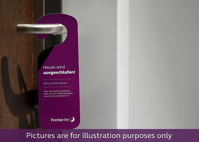 Premier Inn Stuttgart City Centre